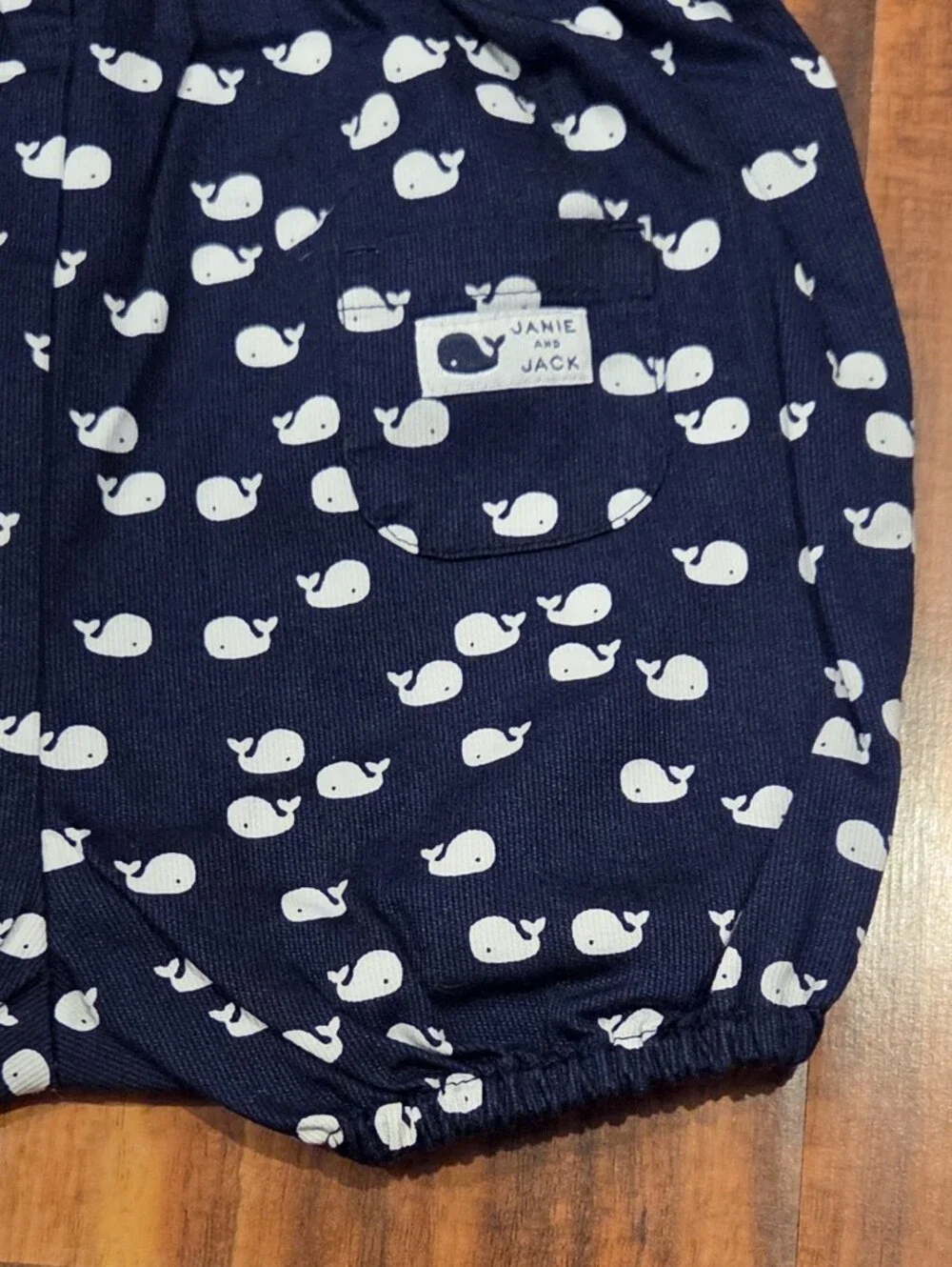 Janie and Jack NWT 3-6 Months Navy Whale Print Shortall, Socks, Bodysuit & Bib